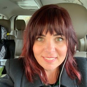 Meet your Posher, Lorraine